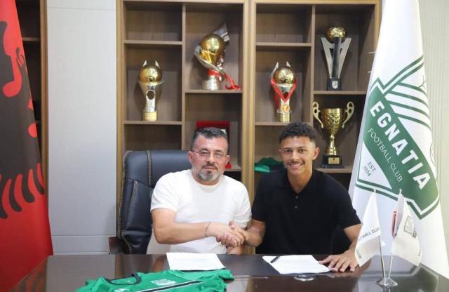 马达尼与阿尔巴尼亚的伊格纳迪亚队签约.jpeg